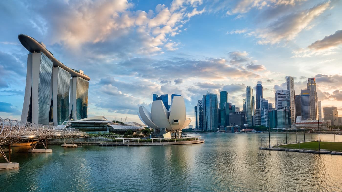 Marina Bay Sands, the ArtScience Museum and the Singapore skyline at sunset